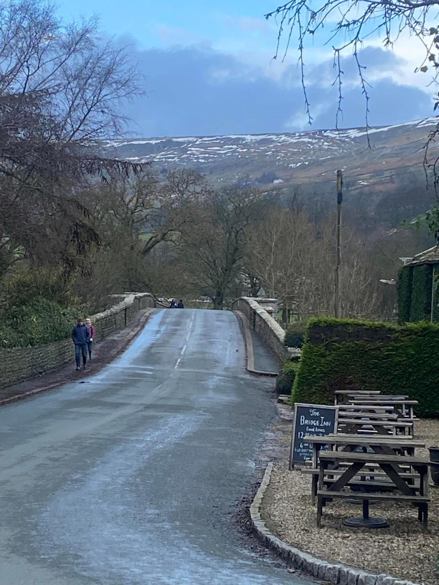 The Bridge Inn Reeth Exterior foto